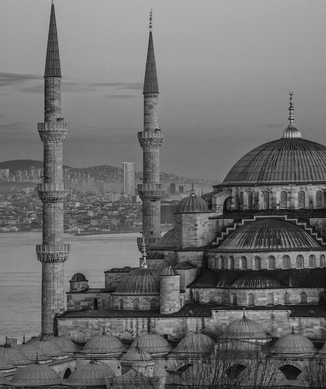 Bounce - Istanbul Guides | Luggage Storage in 2,000+ Cities