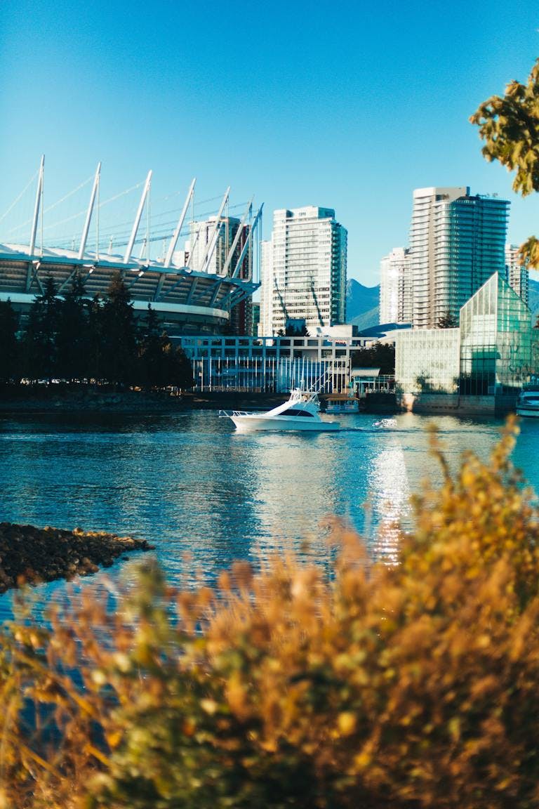 Boat travel in Vancouver