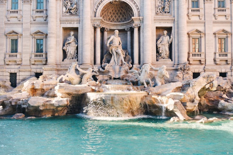 Affordable hotels near the Trevi Fountain