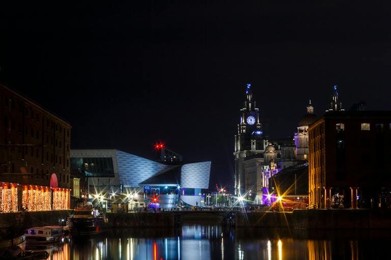 Romantic restaurants with a view in Liverpool