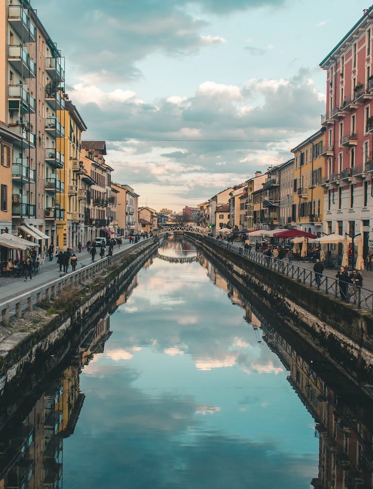 Waterside restaurants in Milan