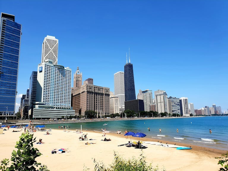 Free beach days in Chicago