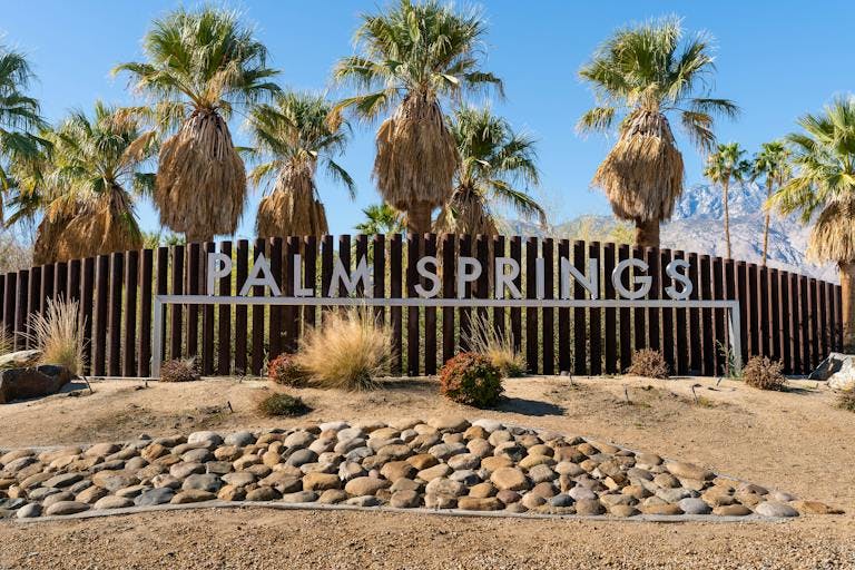 Weekend trips to Palm Springs from Los Angeles