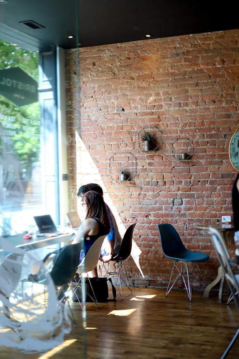 Coffee shops for work in Montreal