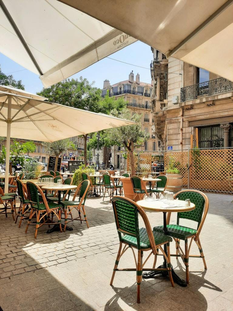 Outdoor restaurant in Marseille