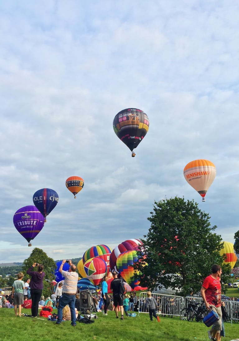 Hot air balloon rides in Bristol