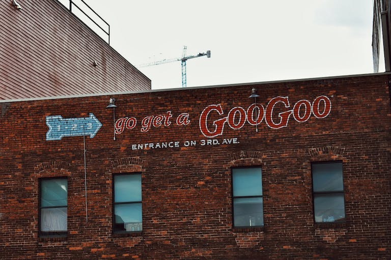 Goo Goo clusters in Nashville